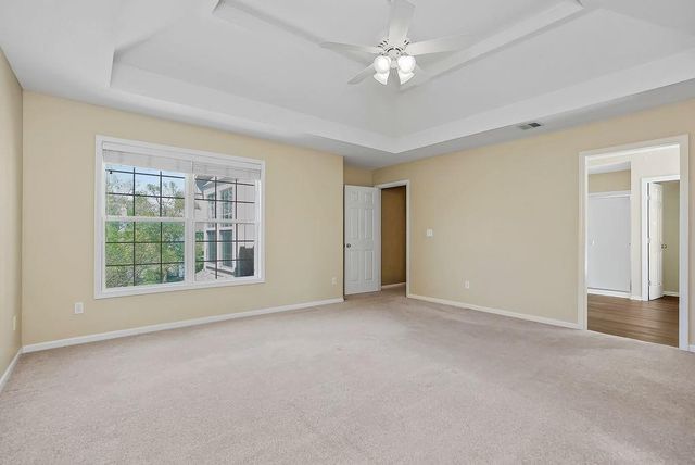 5210 Round Prairie Street, Shawnee, KS 66226