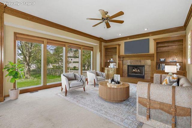 5210 Round Prairie Street, Shawnee, KS 66226