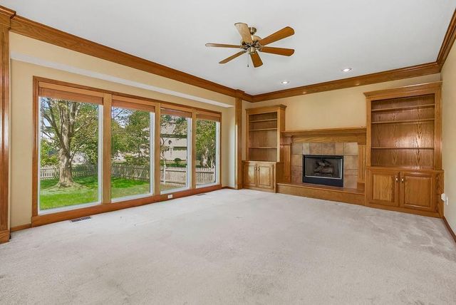 5210 Round Prairie Street, Shawnee, KS 66226