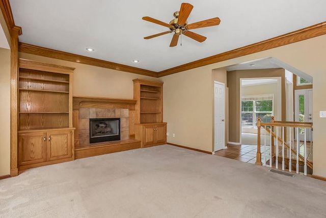 5210 Round Prairie Street, Shawnee, KS 66226
