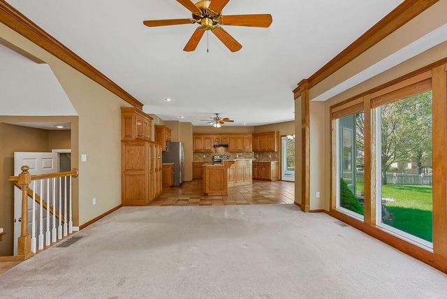 5210 Round Prairie Street, Shawnee, KS 66226