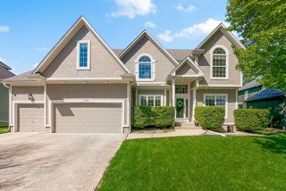 5210 Round Prairie Street, Shawnee, KS 66226