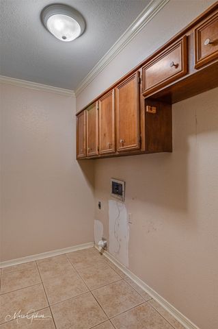2201 Surrey Lane, Bossier City, LA 71111