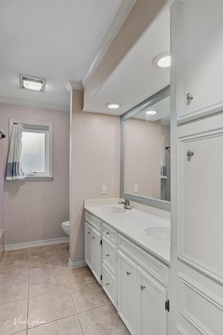 2201 Surrey Lane, Bossier City, LA 71111