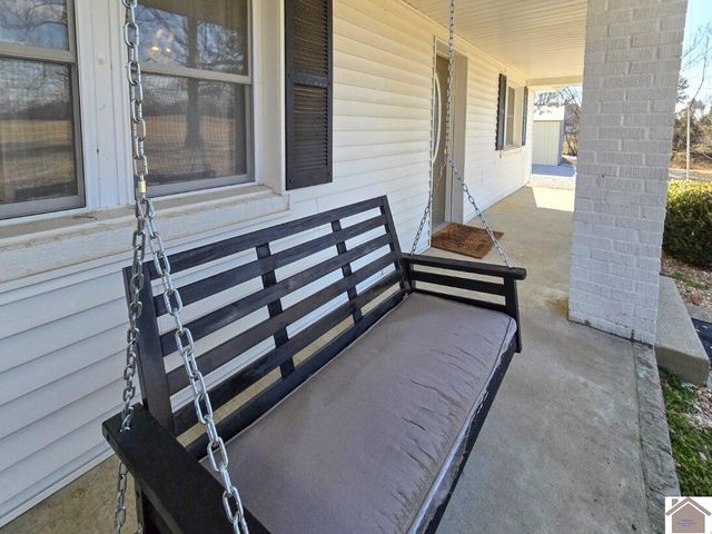 1017 Holland Rd, Benton, KY 42025