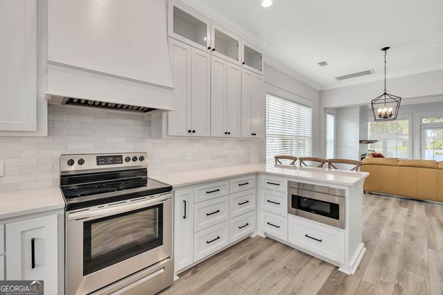 311 Peachtree Street, St. Simons, GA 31522