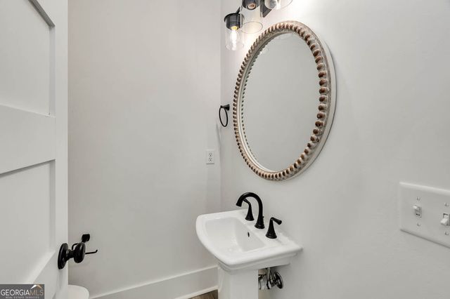 311 Peachtree Street, St. Simons, GA 31522