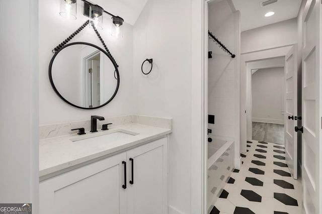 311 Peachtree Street, St. Simons, GA 31522