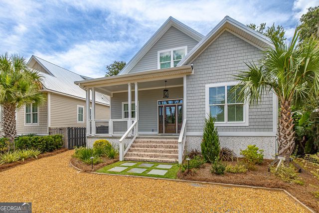 311 Peachtree Street, St. Simons, GA 31522