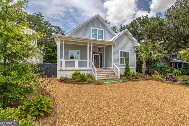 311 Peachtree Street, St. Simons, GA 31522