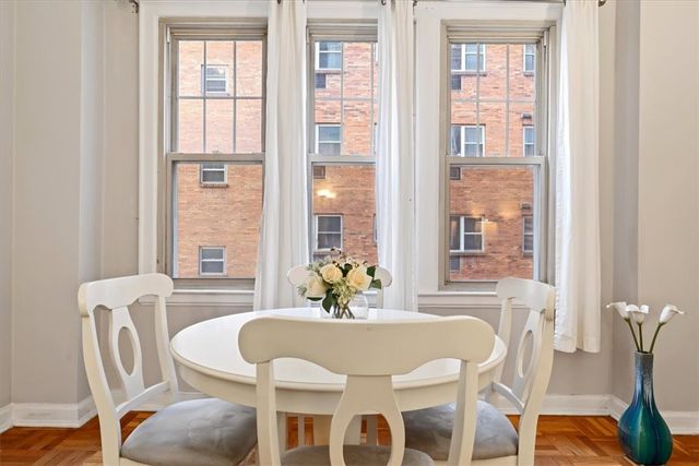 144 N Dithridge St 407, Oakland, PA 15213