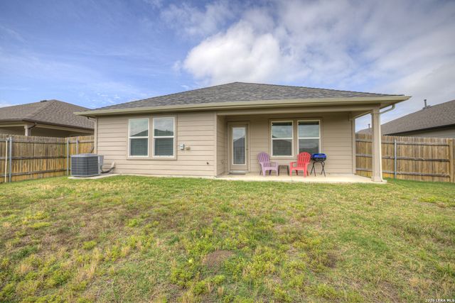 113 MOONRISE DR, San Marcos, TX 78666