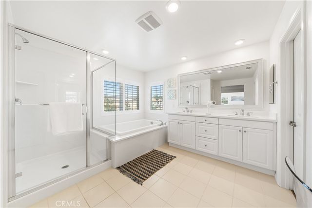 6979 Housatonic Ct, Jurupa Valley, CA 91752