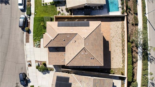 6979 Housatonic Ct, Jurupa Valley, CA 91752