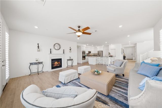 6979 Housatonic Ct, Jurupa Valley, CA 91752