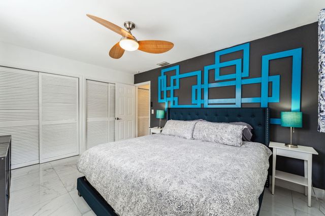 1243 GARFIELD Street, Hollywood, FL 33019
