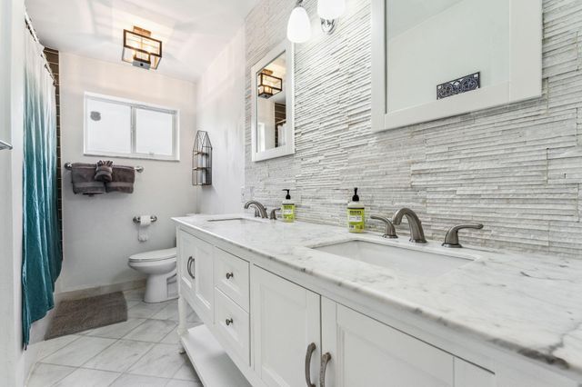 1243 GARFIELD Street, Hollywood, FL 33019