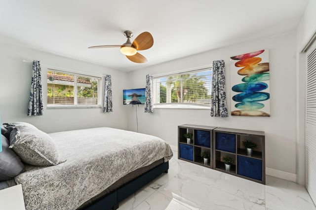 1243 GARFIELD Street, Hollywood, FL 33019