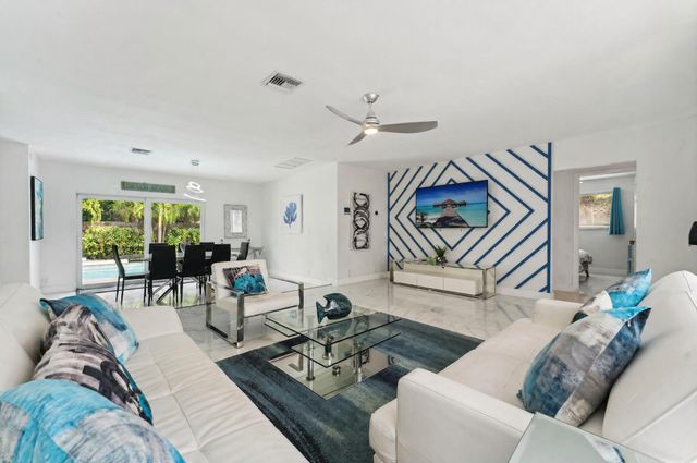 1243 GARFIELD Street, Hollywood, FL 33019