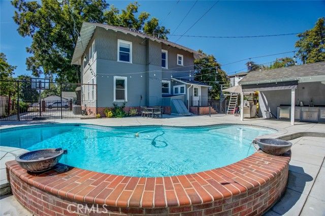 2124 20th Street, Bakersfield, CA 93301