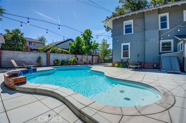 2124 20th Street, Bakersfield, CA 93301