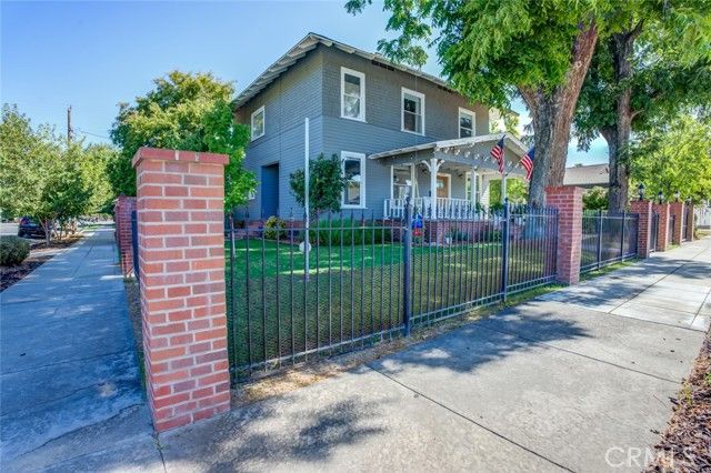 2124 20th Street, Bakersfield, CA 93301