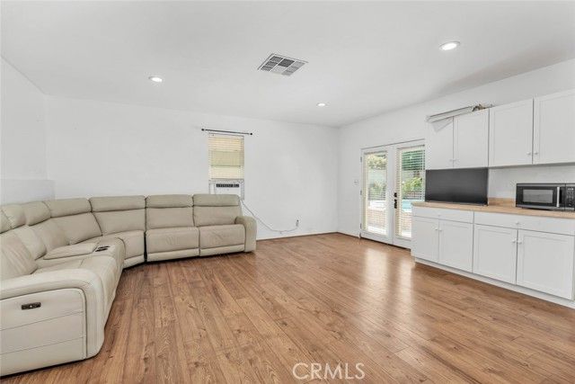 2124 20th Street, Bakersfield, CA 93301