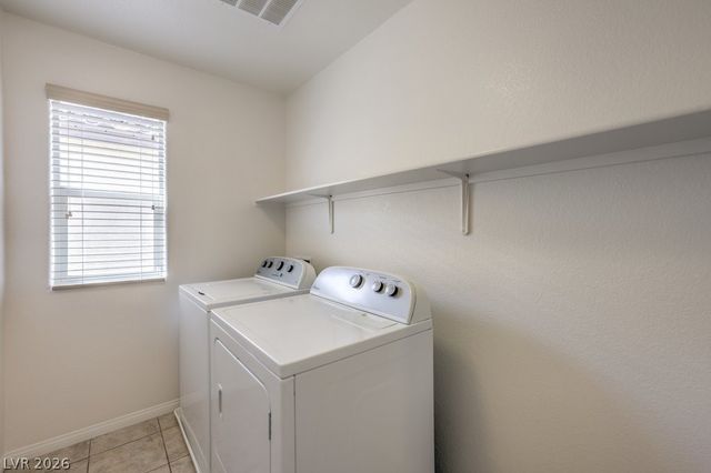 8079 Chocolate Hills Court, Las Vegas, NV 89113