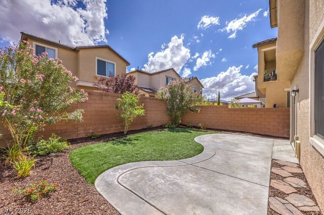 8079 Chocolate Hills Court, Las Vegas, NV 89113