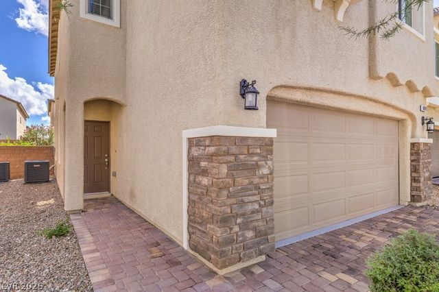 8079 Chocolate Hills Court, Las Vegas, NV 89113