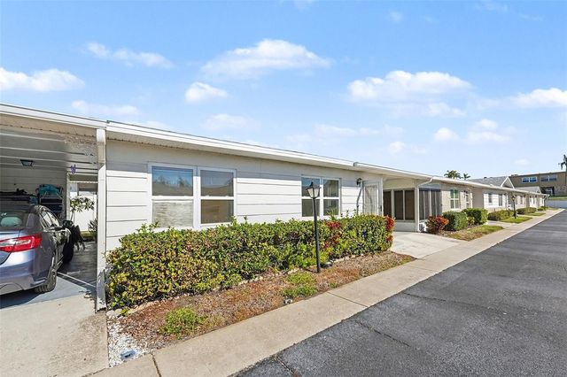 12400 PARK BOULEVARD 311, Seminole, FL 33772