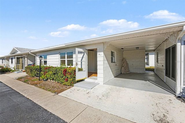 12400 PARK BOULEVARD 311, Seminole, FL 33772