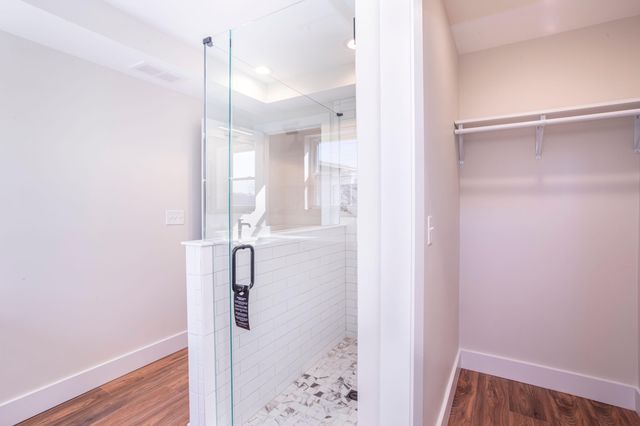 9 E 9th Street, Covington, KY 41011