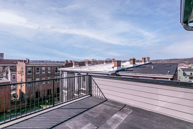 9 E 9th Street, Covington, KY 41011