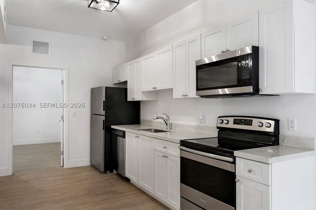624 Santander Ave 1, Coral Gables, FL 33134