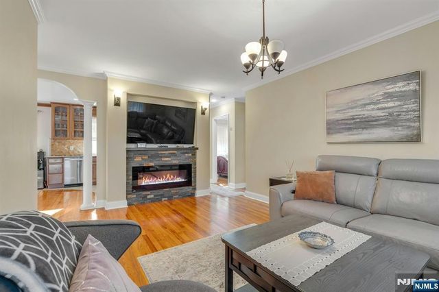1472 W Terrace Circle 2, Teaneck, NJ 07666