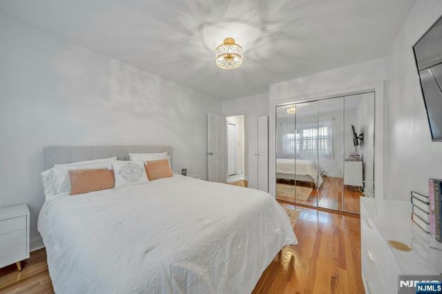 1472 W Terrace Circle 2, Teaneck, NJ 07666