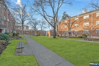 1472 W Terrace Circle 2, Teaneck, NJ 07666