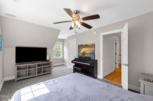 1721 White Dogwood Road, Apex, NC 27502