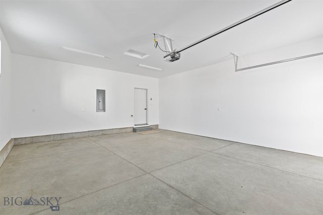 2893 S 27th Ave, Bozeman, MT 59718