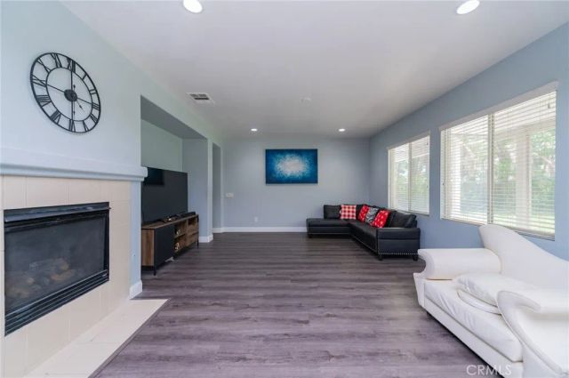 12939 Thornbury Lane, Eastvale, CA 92880