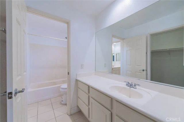 12939 Thornbury Lane, Eastvale, CA 92880