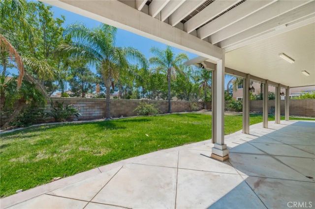 12939 Thornbury Lane, Eastvale, CA 92880
