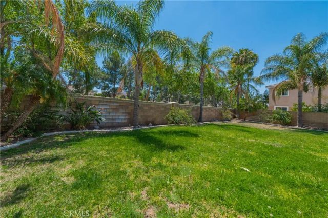 12939 Thornbury Lane, Eastvale, CA 92880