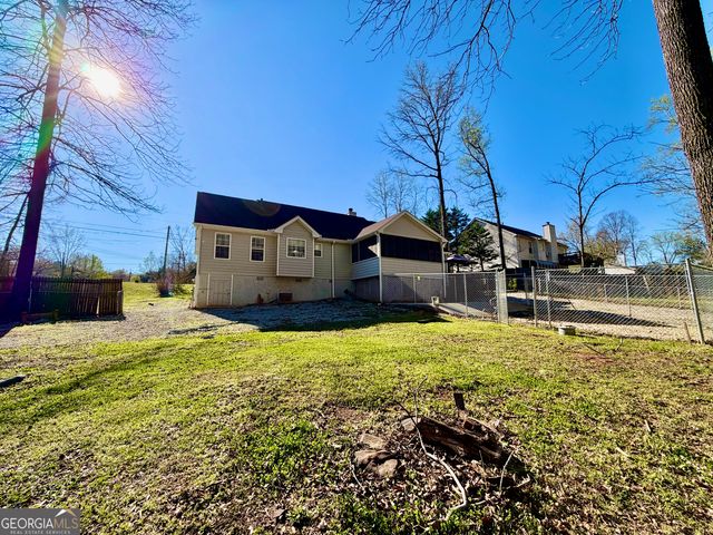 130 Lakefront Drive, Covington, GA 30016