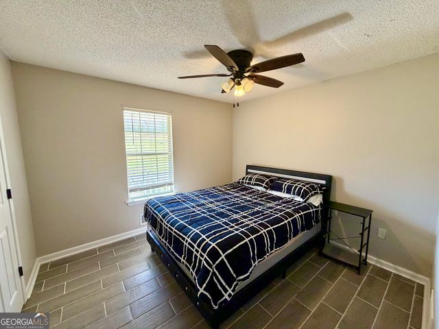 130 Lakefront Drive, Covington, GA 30016