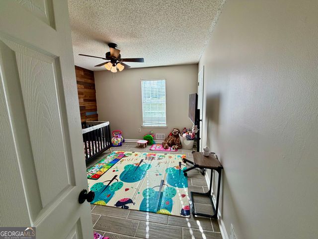 130 Lakefront Drive, Covington, GA 30016