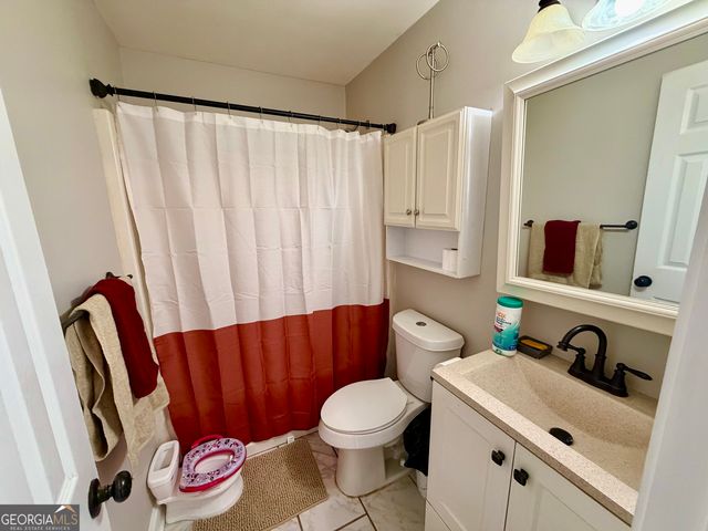 130 Lakefront Drive, Covington, GA 30016