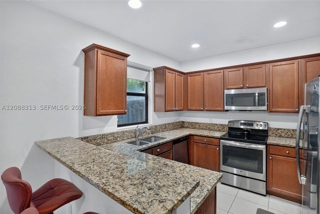 11249 NW 88th Ter, Doral, FL 33178