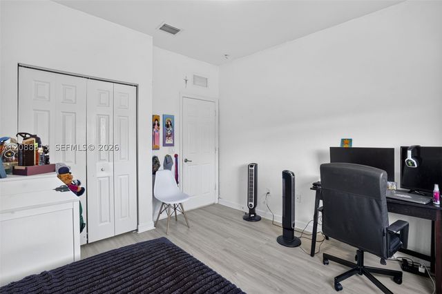 11249 NW 88th Ter, Doral, FL 33178